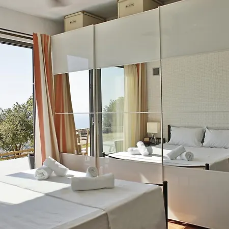 Skala Villa