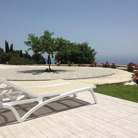 Villa Skala *